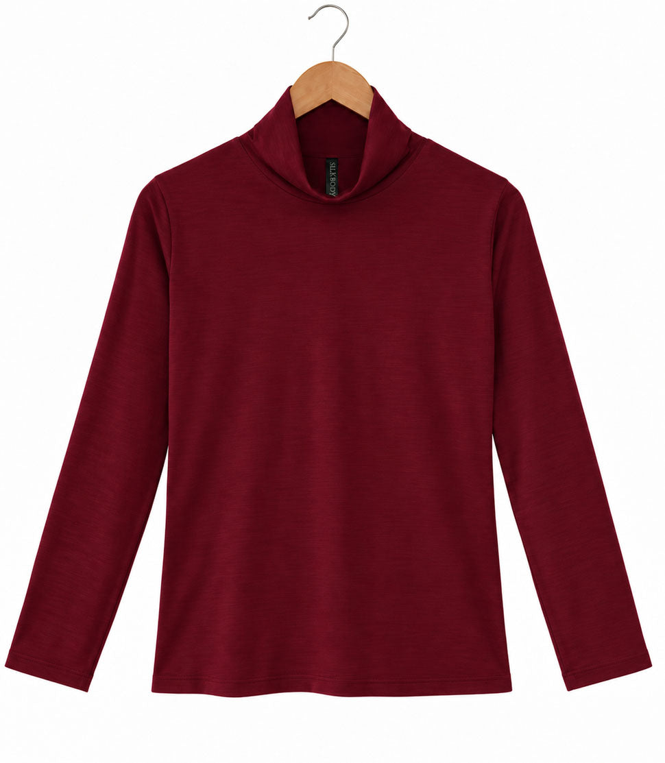 Women's Silkspun Turtleneck in Bordeaux red