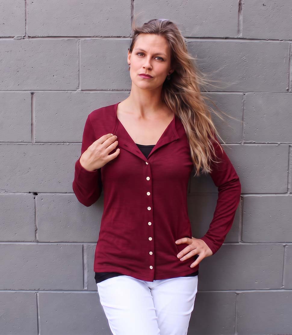Women's Silkspun Buttoned Cardigan in Bordeaux red