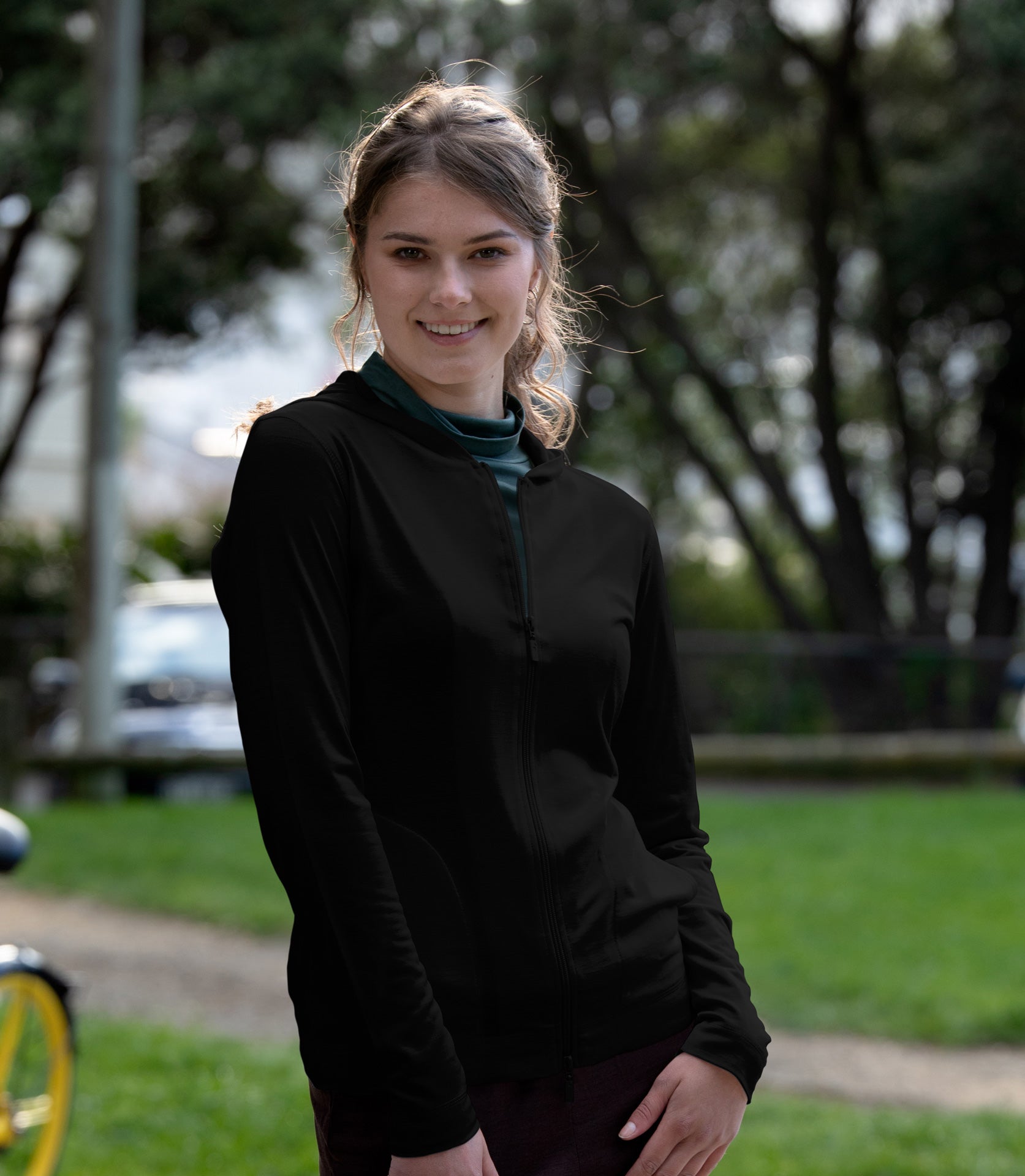 Women's Silkspun Hoodie in Black