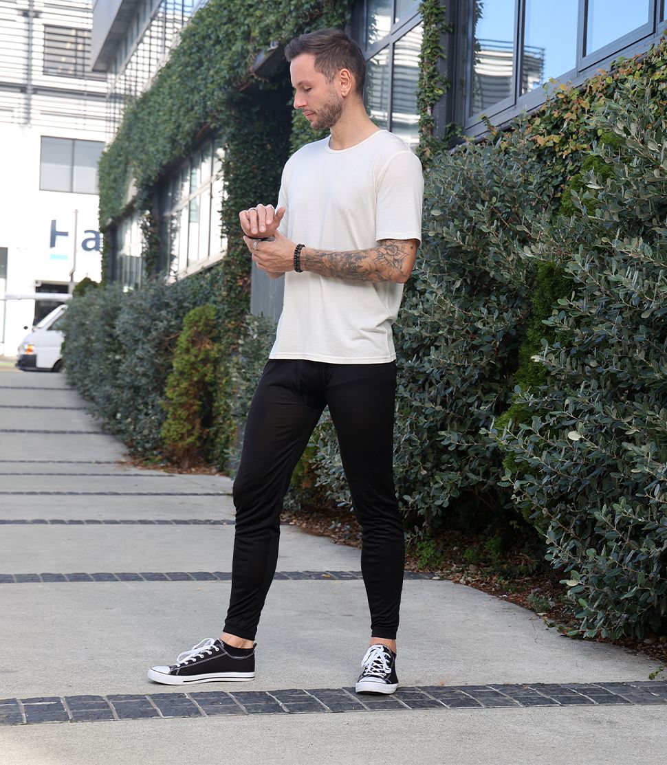 Men's Silkspun Legliner in Black & Silkspun Short Sleeved Crew in Natural White