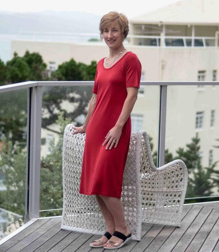 Women's Silkspun Short Sleeve Classic Dress in Sunset Red