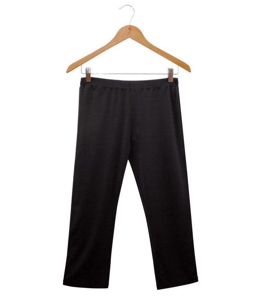 Women's Silkspun 3/4 Yoga Pant in Black