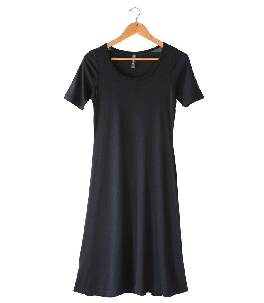  Women's Silkspun Short Sleeve Classic Dress in Black